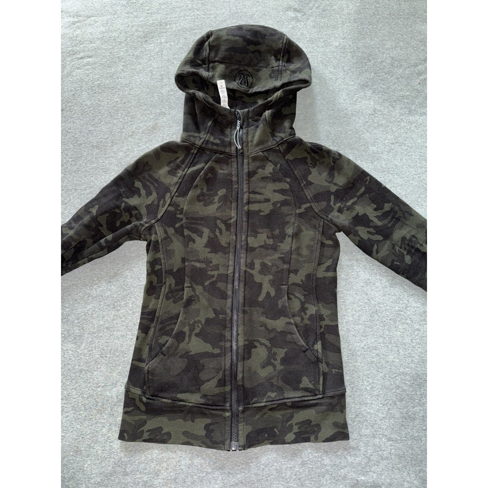 Lululemon Women's Scuba Hoodie Incognito Camo Gator Green Size 0
